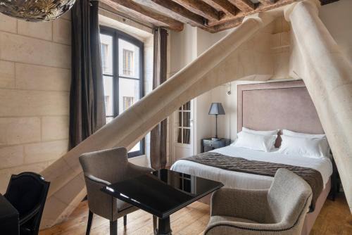 Saint-Merri Hotel | Hôtel Le Presbytère