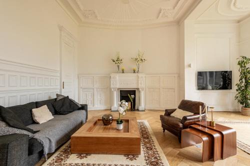 Valenciennes Apartment | Hôtel particulier - Le 119