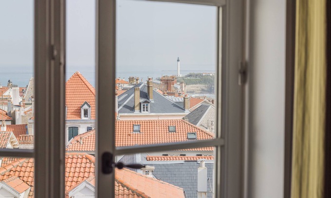 Biarritz City Centre Hotel | Hôtel St-Julien