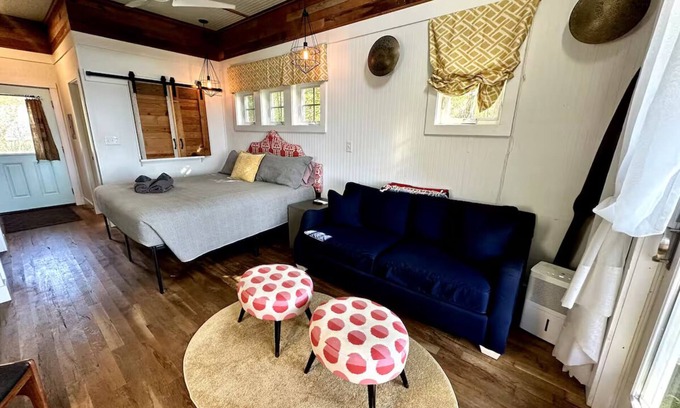Kitty Hawk Apartment | H2OMG - WIE Houses - Pod Zeus