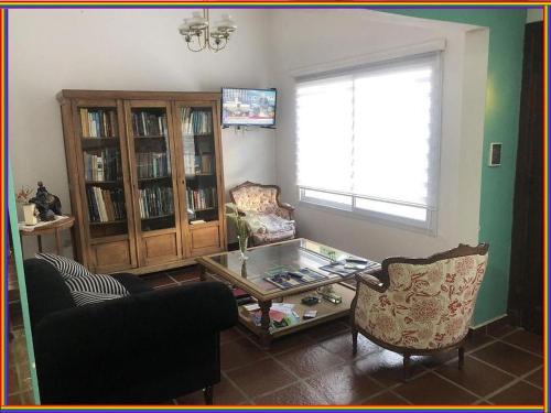 Tandil House | Habitación con Baño Privado en Casa del Zorzal en Tandil