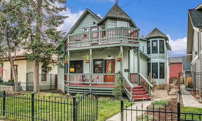 North End House | #HabitueHomes - Hyde Park Home - Eat! Bike! Hike!