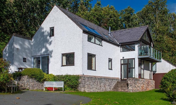 Rowen Cottage | Hafod Rowen - Four Bedroom Cottage, Sleeps 8