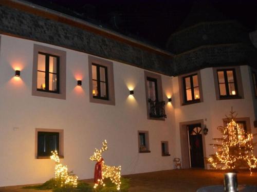 Niederemmel House | Halfenschänke Modern retreat