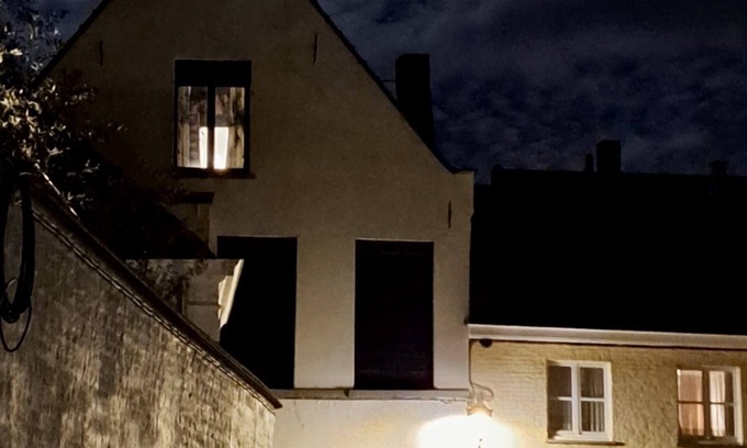 Historical Center Bruges House | 'Hamilton', a stylish renovated house in Hanseatic medieval centre