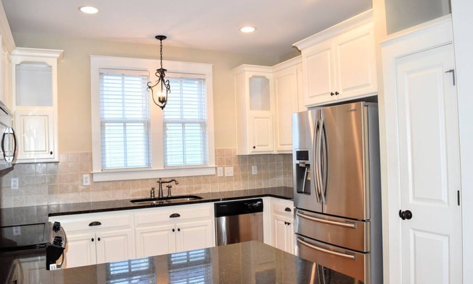 Hammond's Ferry House | Hammonds Ferry Oasis - Masters Rental