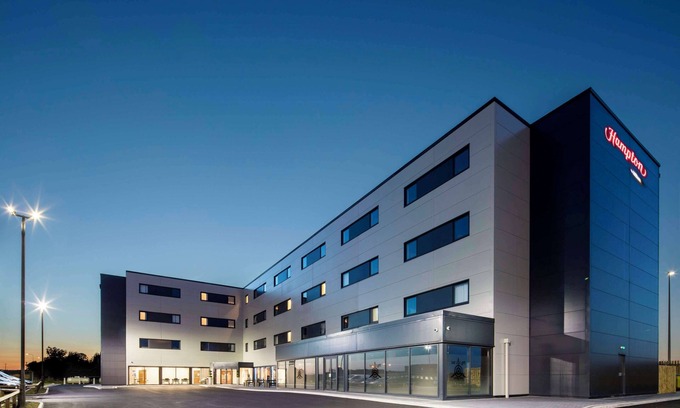 Kirmington Hotel | Hampton by Hilton Humberside Airport