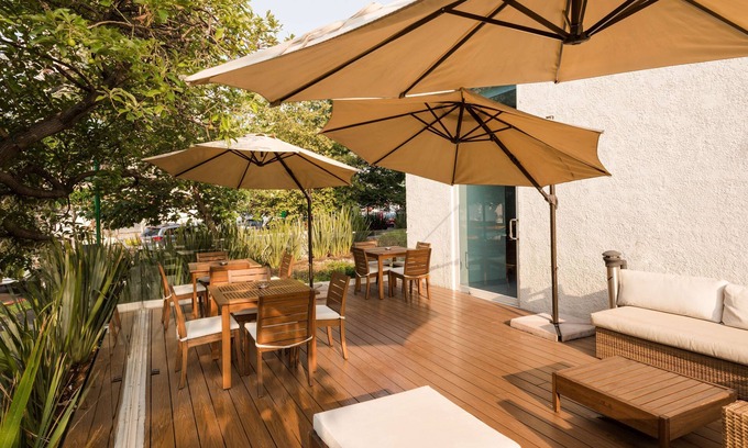 Chapalita Hotel | Hampton Inn by Hilton Guadalajara/Expo