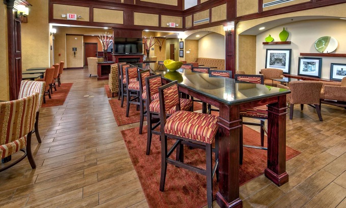 Corsicana Hotel | Hampton Inn Corsicana