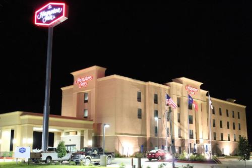 Cotulla Hotel | Hampton Inn Cotulla