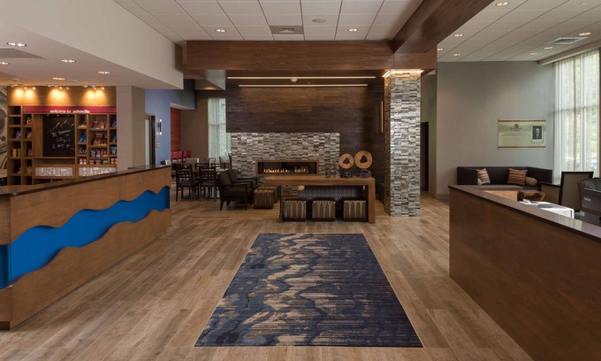 Asheville Hotel | Hampton Inn & Suites Asheville Biltmore Village