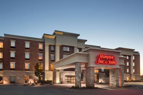 Grafton Hotel | Hampton Inn & Suites Grafton