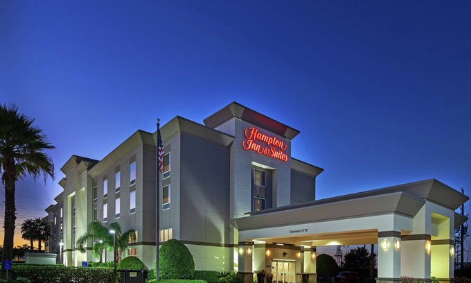 Houston Hotel | Hampton Inn & Suites Houston-Bush Intercontinental Aprt