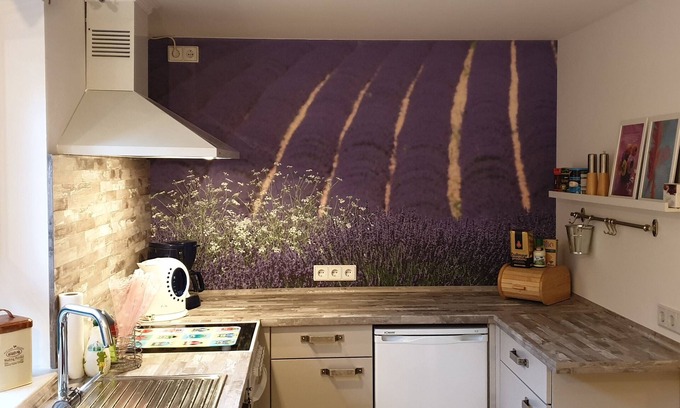 Seifhennersdorf Apartment | Happy Days, apartment with lawn terrace & separate access in the border triangle