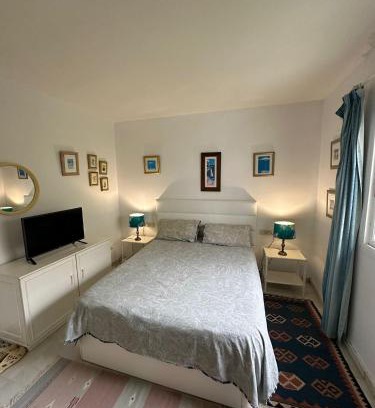 Castillo de Sabinillas House | Happy home