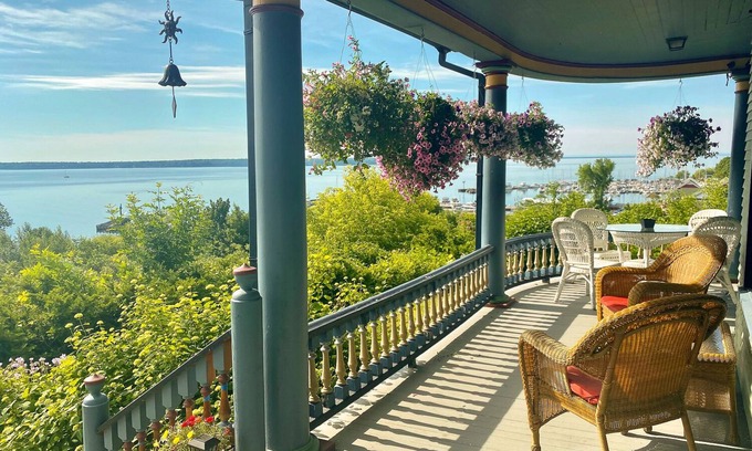 Bayfield House | Harbor Hill House Bayfield, WI