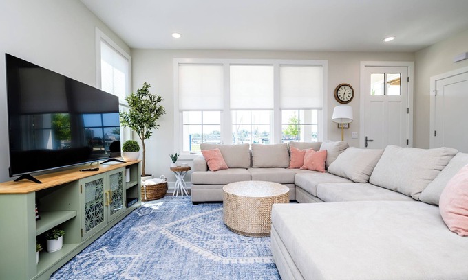 Saint Joseph House | Harbor Shores Retreat | Heated Pool | 2 King Beds