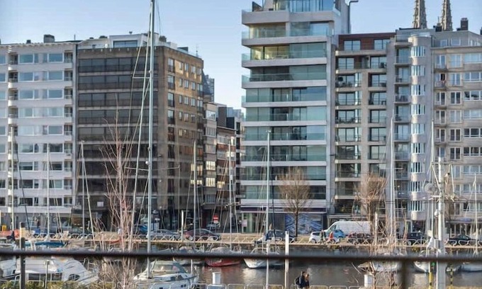 Ostend City Centre Apartment | Harbour Feeling-luxury apartment at Ostend marina
