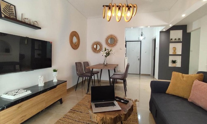 Kalamaria Apartment | Haris modern apt. near the sea