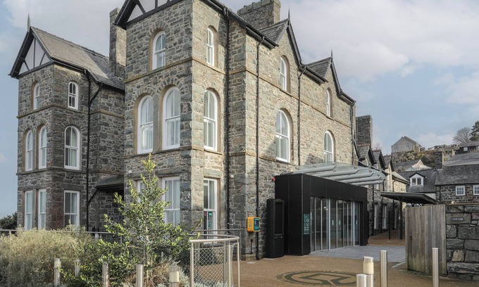 Harlech Cottage | HARLECH APARTMENTS - EFNISIEN, family friendly in Harlech