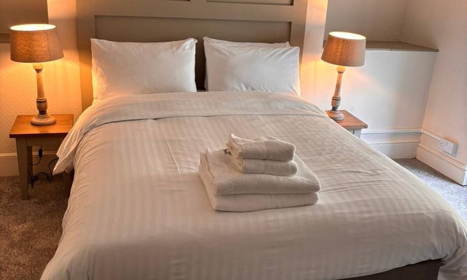 Aberystwyth Hotel | Harleys Aberystwyth