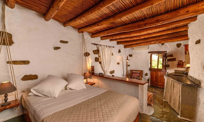 Aspros Potamos Cottage | "Harmony" 300 years old cottage "Natura cottages"
