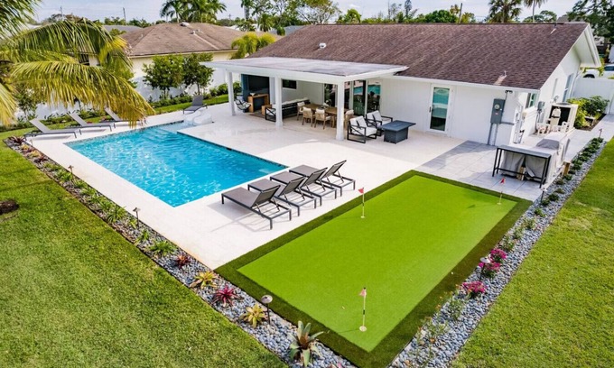 Naples Park House | Harmony Beach Bungalow