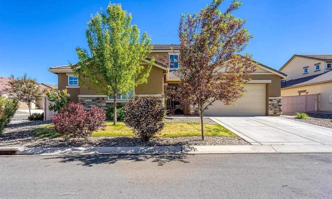 Reno House | Harmony Haven/2 Kitchens/Sleeps13
