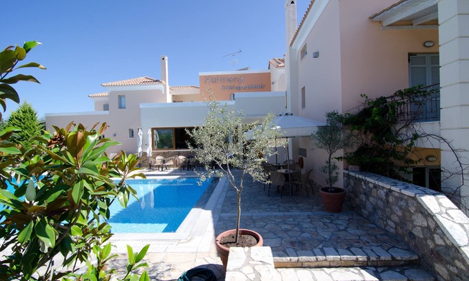 Longos Apartment | Harmony Hotel Apartments - Suite ARTEMIS 50m² For 2-4 People Free Wifi
