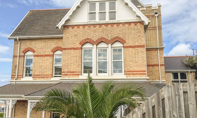 Mortehoe Apartment | HARTLAND VIEW, family friendly, country holiday cottage in Woolacombe