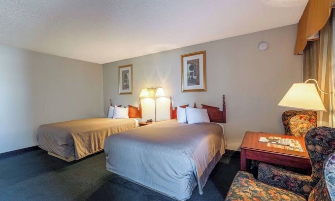 Allison Hotel | Hassle-Free Room w/Parking – Convenient For Quick Gallup Weekend Getaways