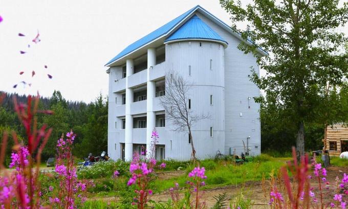 Willow Other | Hatcher Pass Castle Alaska |King Bed & Nature Escapes