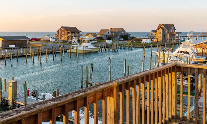 Hatteras Hotel | Hatteras Harbor Marina