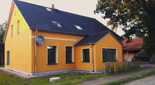 Luckow Apartment | "Haus an den Eichen"