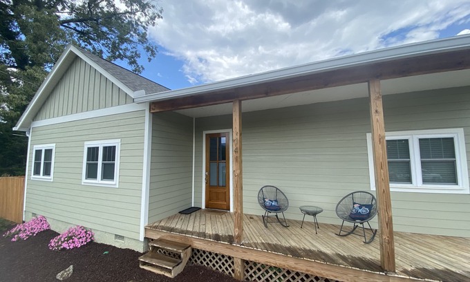 Brevard House | Have the Best of Both: Quick Access to Downtown Brevard & Pisgah Forest.