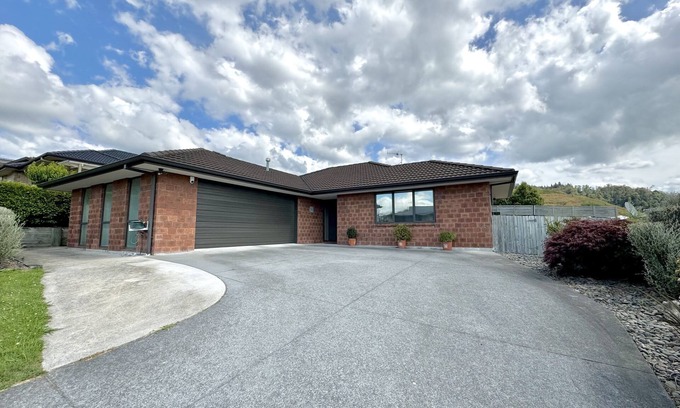 Lynmore House | Haven Escape - Family house close to the Redwoods