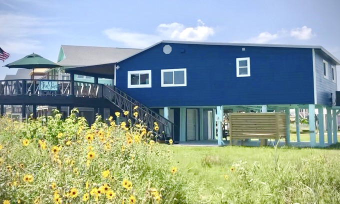 Surfside Beach House | Haven | Steps to Beach | Large Deck | Pet Friendly