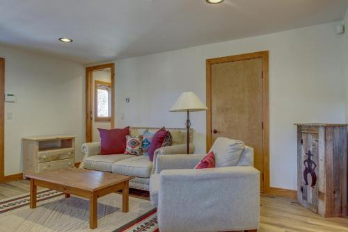 Turtle Lake House | Hawk Nest Studio