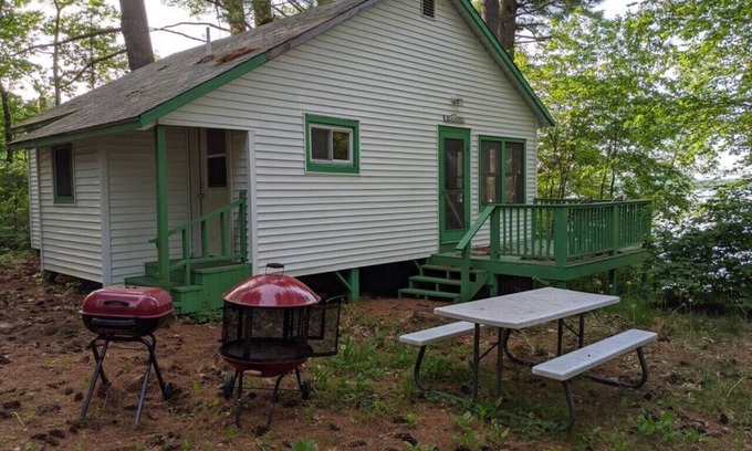 Raymond Cottage | Hawthorne Cottages Beachside