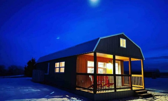 Fort Laramie Cabin | Hayfield Cabin 1, a place to get away from it all!n