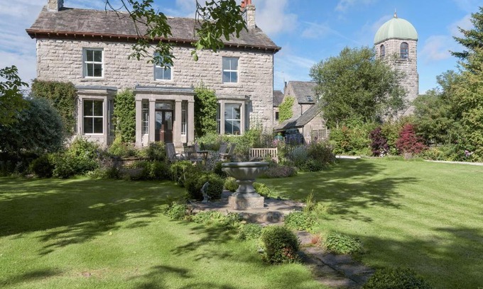 Carnforth House | Hazel Grove House