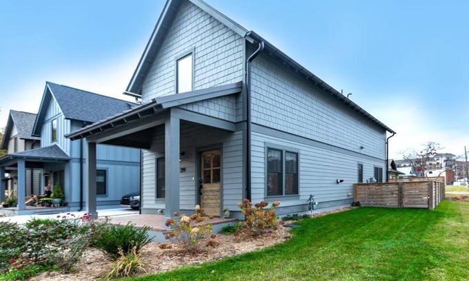 Brevard House | Heart of Brevard Hideaway - Walk/Bike to Downtown!