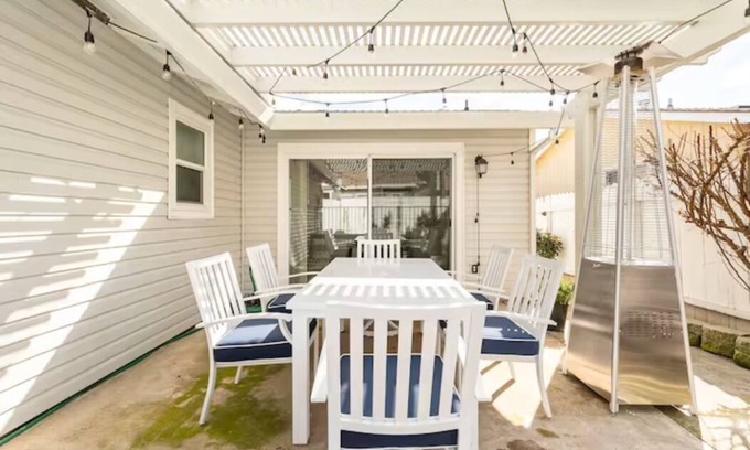 Sacramento House | Heartwarming CozyHouse3Bedrooms2Bath