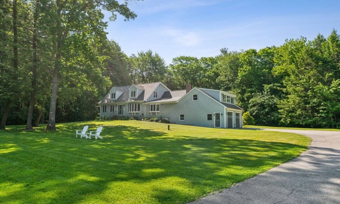 Kennebunkport House | Heated Pool! Gorgeous Home and a Short Drive to Downtown Kennebunkport & Beaches