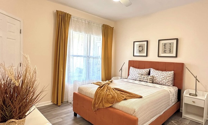Seminole Condo | Heated Pool🏊‍♂️Madeira Beach 5min Drive🏖🍹Grill🔥Tennis Court🎾