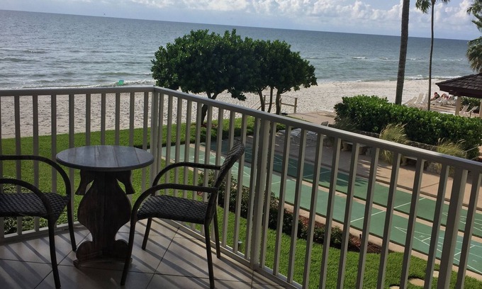 Moorings Condo | Heavenly Naples Beachfront Condo - Where Luxury and Location Unite