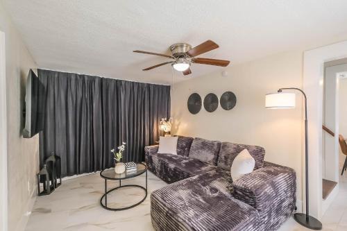 Shady Acres House | Heights Home