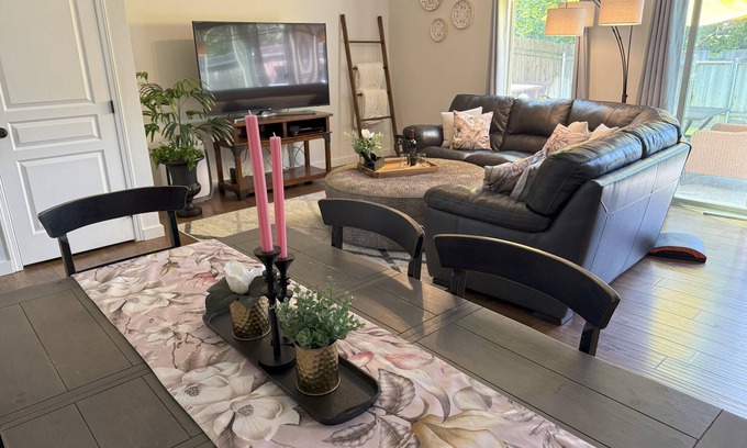 Boise Bench House | Hello Boise! Charming 3-bedroom townhome 5 min from downtown Boise & Boise State