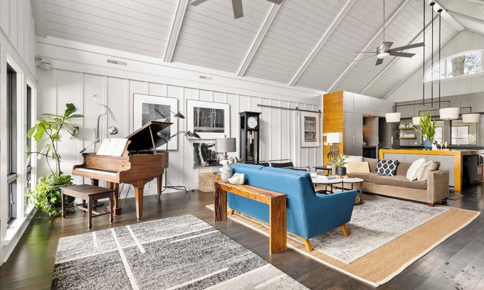 Folly Beach House | Hemingway | Jungle Hideaway