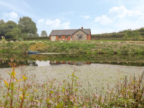 Pennant Melangell House | Hendre